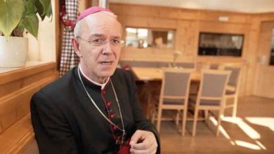Athanasius Schneider