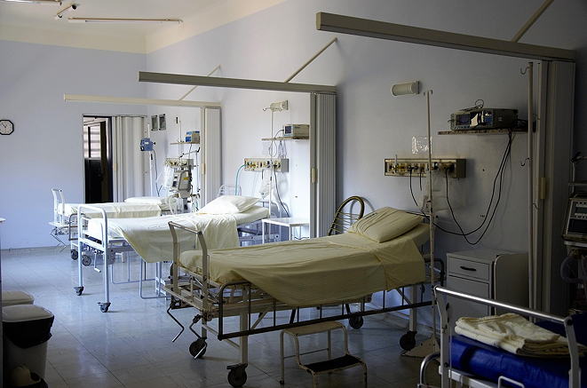 Hospital-with-empty-beds